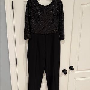 Adrianna Papell Black Glittery Jumpsuit with Three-Quarter Sleeves